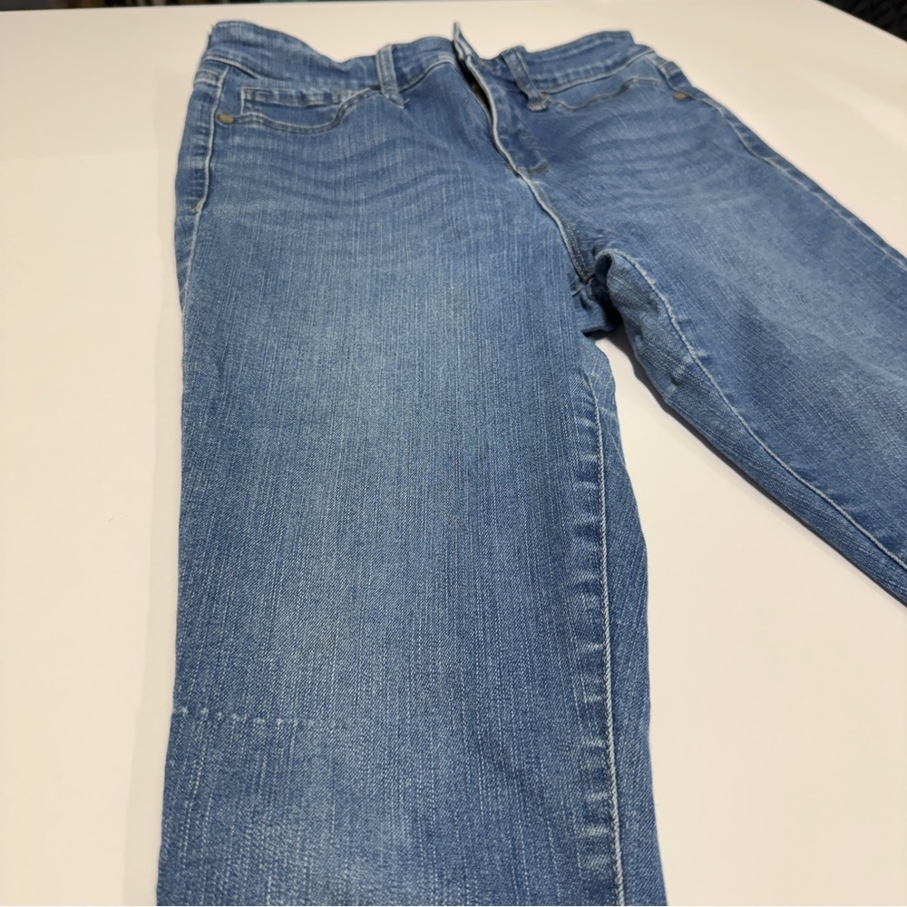 Sofia Vergara Classic Blue Skinny Jeans - Picture 7 of 12